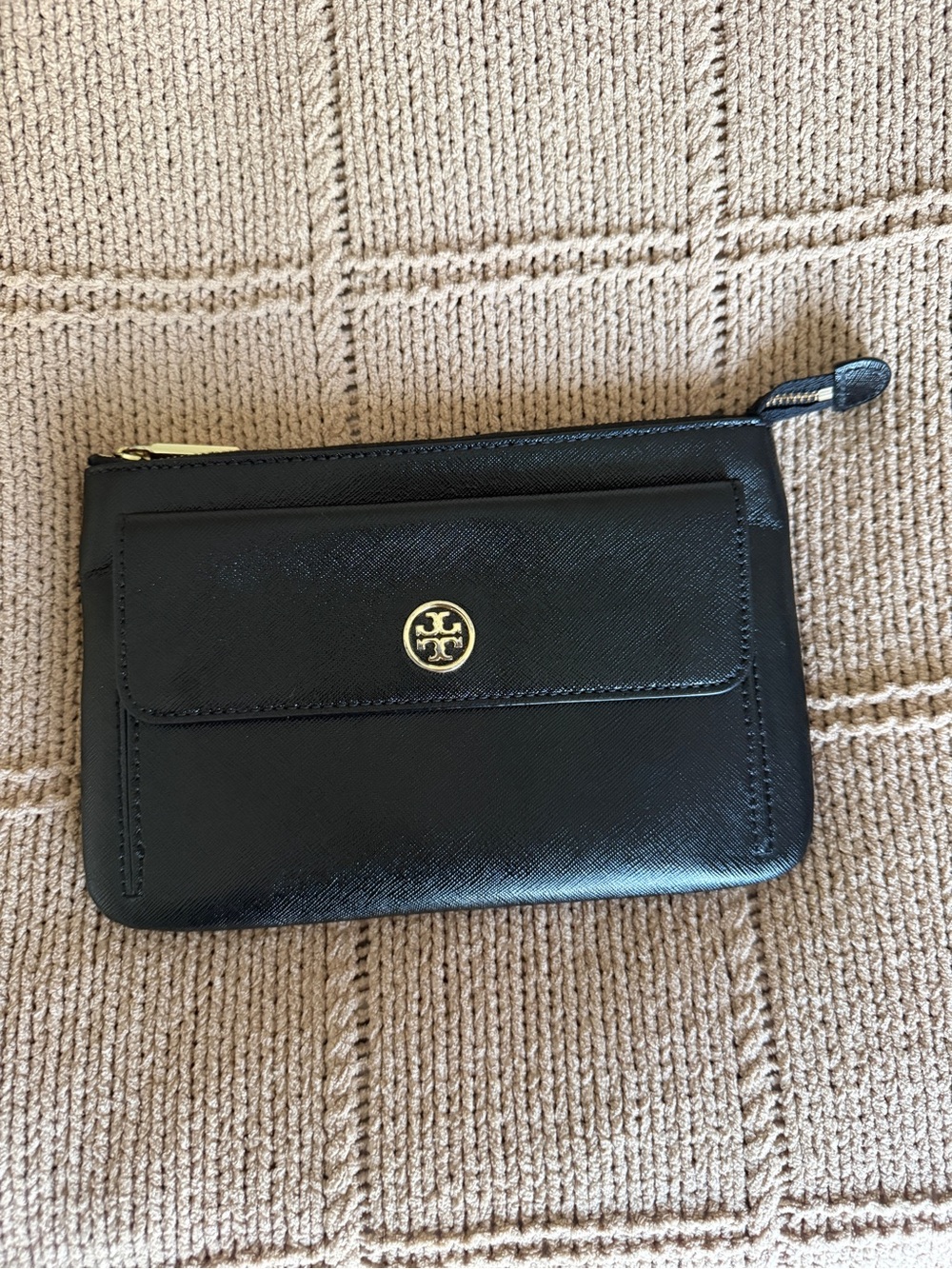 Tory Burch Robinson Saffiano Leather Zip Clutch